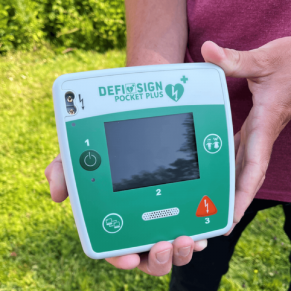 DefiSign Pocket Plus Defibrillator Ημι-αυτόματος απινιδωτής