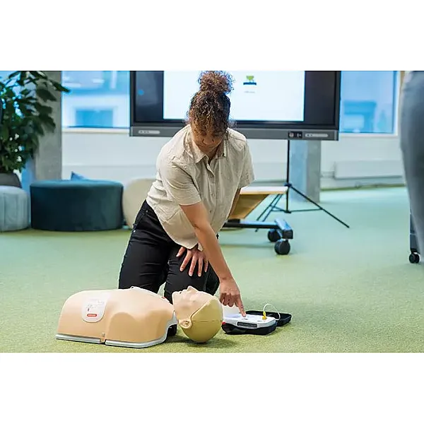 AED Trainer – Εκπαιδευτής Αυτόματου Εξωτερικού Απινιδωτή