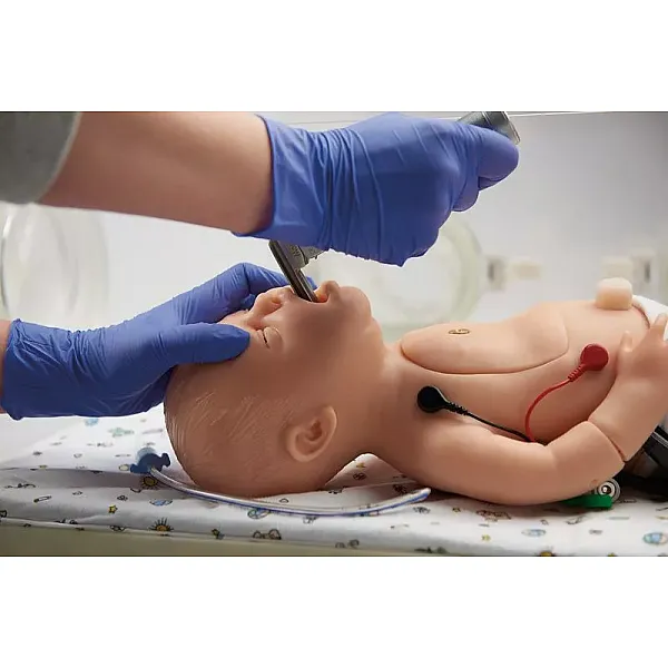Προσομοιωτής Baby C.H.A.R.L.I.E. για νεογνική αναζωογόνηση με ΗΚΓ